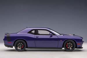 DODGE CHALLENGER 392 HEMI SCAT PACK SHAKER 2018 VIOLET — фото 16