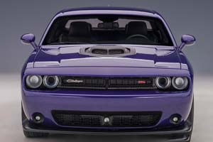 DODGE CHALLENGER 392 HEMI SCAT PACK SHAKER 2018 VIOLET — фото 8
