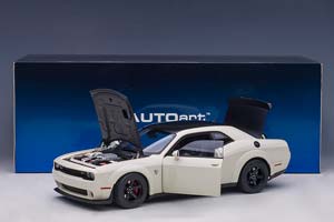 DODGE CHALLENGER DEMON SRT WHITE/BLACK — фото 18