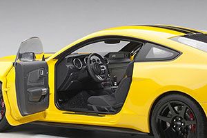 FORD SHELBY MUSTANG GT350R 2017 YELLOW/BLACK — фото 4