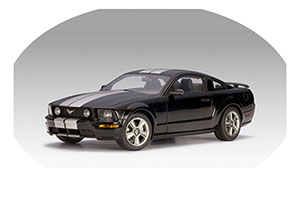 FORD MUSTANG GT PRODUCTION VERSION 2005 BLACK SILVER