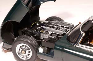 JAGUAR E-TYPE ROADSTER SERIES III V12 1970 DARK GREEN — фото 6