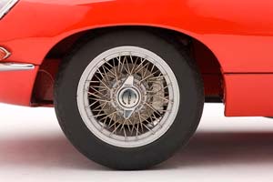 JAGUAR E-TYPE ROADSTER SERIES 1 3.8 RED WITH METAL WIRE-SPOKE WHEELS — фото 20