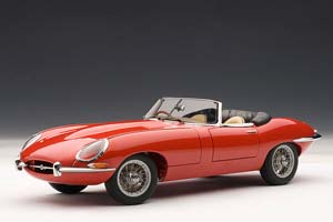 JAGUAR E-TYPE ROADSTER SERIES 1 3.8 RED WITH METAL WIRE-SPOKE WHEELS — фото 8