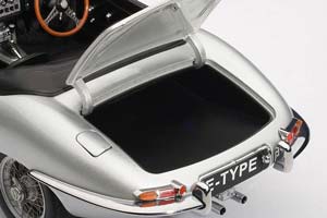 JAGUAR E-TYPE SERIES 1 3.8 ROADSTER SILVER — фото 16