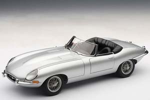JAGUAR E-TYPE SERIES 1 3.8 ROADSTER SILVER — фото 19