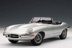 JAGUAR E-TYPE SERIES 1 3.8 ROADSTER SILVER — фото 20