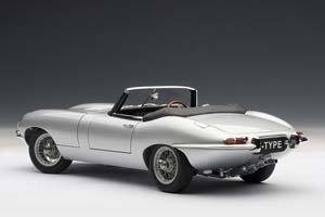 JAGUAR E-TYPE SERIES 1 3.8 ROADSTER SILVER — фото 4