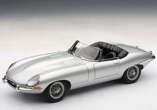JAGUAR E-TYPE SERIES 1 3.8 ROADSTER SILVER — фото 22