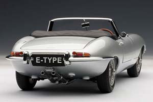 JAGUAR E-TYPE SERIES 1 3.8 ROADSTER SILVER — фото 11