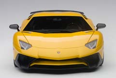LAMBORGHINI AVENTADOR LP750-4 SV 2015 YELLOW — фото 3