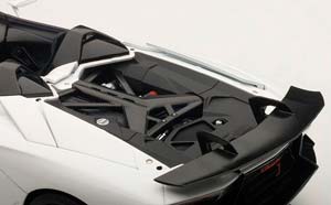 LAMBORGHINI AVENTADOR J 2012 WHITE — фото 4
