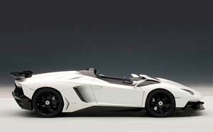 LAMBORGHINI AVENTADOR J 2012 WHITE — фото 11