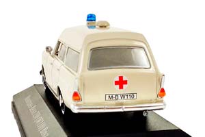 MERCEDES W110 230 BINZ AMBULANCE 1967 BEIGE — фото 4