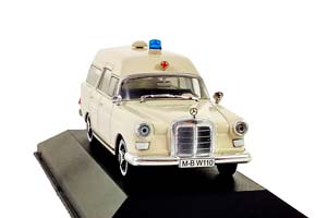 MERCEDES W110 230 BINZ AMBULANCE 1967 BEIGE — фото 5