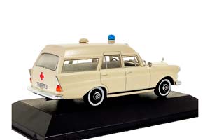 MERCEDES W110 230 BINZ AMBULANCE 1967 BEIGE — фото 2