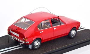 ALFA ROMEO ALFASUD FROM THE MOVIE BIANCO ROSSO E VERDONE RED — фото 2