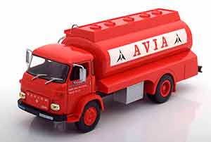 SAVIEM SM8 AVIA RED WHITE