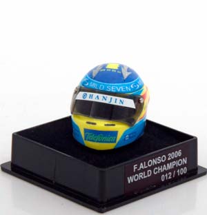 МОДЕЛЬ ШЛЕМА RENAULT HELM WORLD CHAMPION 2006 — фото 1
