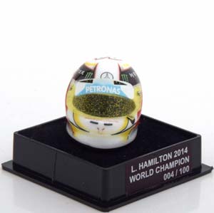 МОДЕЛЬ ШЛЕМА MERCEDES HELM WORLD CHAMPION 2014