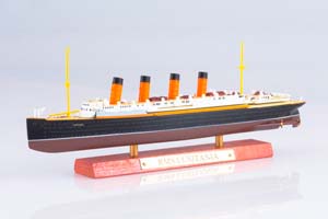 SHIP БРИТАНСКИЙ ТРАНСАТЛАНТИЧЕСКИЙ ЛАЙНЕР RMS "LUSITANIA" 1906 (МОДЕЛЬ 25СМ) — фото 5