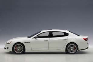 MASERATI QUATTROPORTE GTS 2015 ALPINE WHITE — фото 6