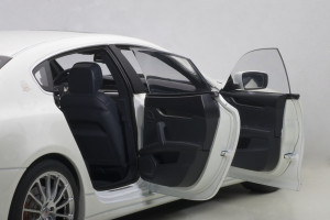 MASERATI QUATTROPORTE GTS 2015 ALPINE WHITE — фото 10