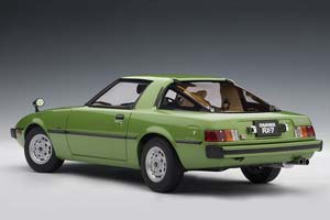 MAZDA SAVANNA RX-7 1978 GREEN METALLIC — фото 2