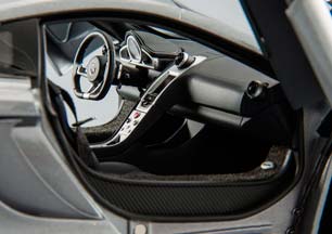 MCLAREN MP4-12C 2012 SILVER METALLIC — фото 14