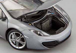MCLAREN MP4-12C 2012 SILVER METALLIC — фото 11