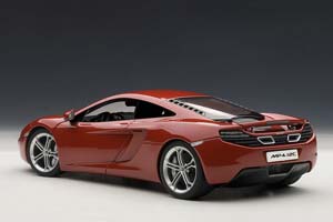 MCLAREN MP4-12C 2012 RED METALLIC — фото 2
