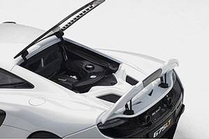 MCLAREN 675LT 2017 WHITE — фото 7