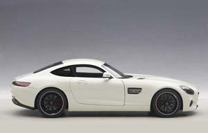 MERCEDES AMG GT-S 2017 DESIGNO DIAMOND WHITE BRIGHT — фото 4