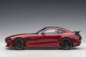 MERCEDES-AMG GT-R 2017 RED — фото 8