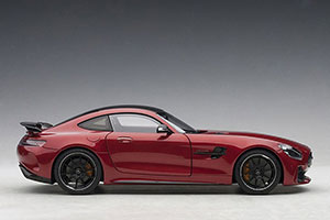 MERCEDES-AMG GT-R 2017 RED — фото 9