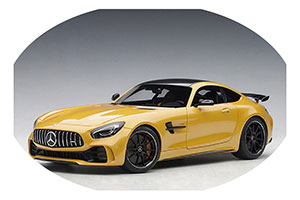 MERCEDES-AMG GT-R V8 BITURBO 2017 YELLOW 