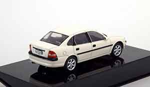 CHEVROLET VECTRA GLS 2.2 1998 WHITE — фото 2