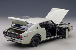 NISSAN SKYLINE 2000GT-R KPGC110 WHITE — фото 2