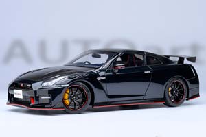 NISSAN GT-R (R35) SPECIAL EDITION 2022 BLACK-METALLIC CARBON