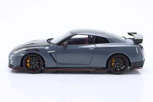 NISSAN GT-R (R35) SPECIAL EDITION 2022 GREY CARBON — фото 4