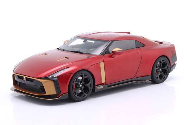 NISSAN GT-R50 ITALDESIGN RED METALLIC GOLDEN