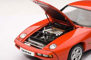 PORSCHE 928 1977 RED — фото 5