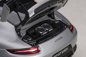 PORSCHE 911 (991.2) GT2 RS WEISSACH PACKAGE — фото 7