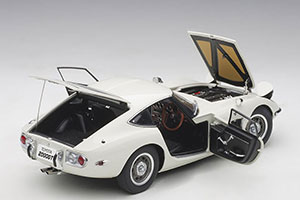 TOYOTA 2000 GT COUPE 1965 WHITE — фото 4
