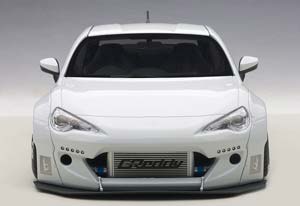 TOYOTA 86 ROCKET BUNNY 2012 METALLIC WHITE/GOLD WHEELS — фото 5