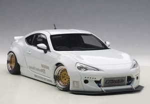 TOYOTA 86 ROCKET BUNNY 2012 METALLIC WHITE/GOLD WHEELS — фото 6