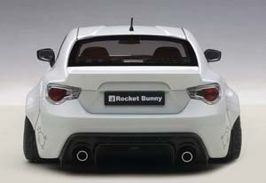 TOYOTA 86 ROCKET BUNNY 2012 METALLIC WHITE/GOLD WHEELS — фото 8