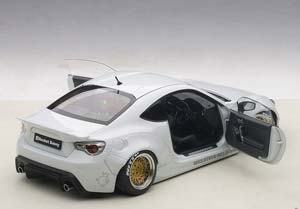 TOYOTA 86 ROCKET BUNNY 2012 METALLIC WHITE/GOLD WHEELS — фото 11