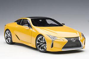 LEXUS LC500 2017 METALLIC YELLOW — фото 13