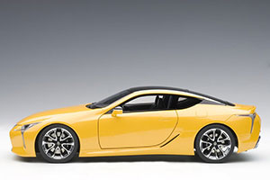 LEXUS LC500 2017 METALLIC YELLOW — фото 7